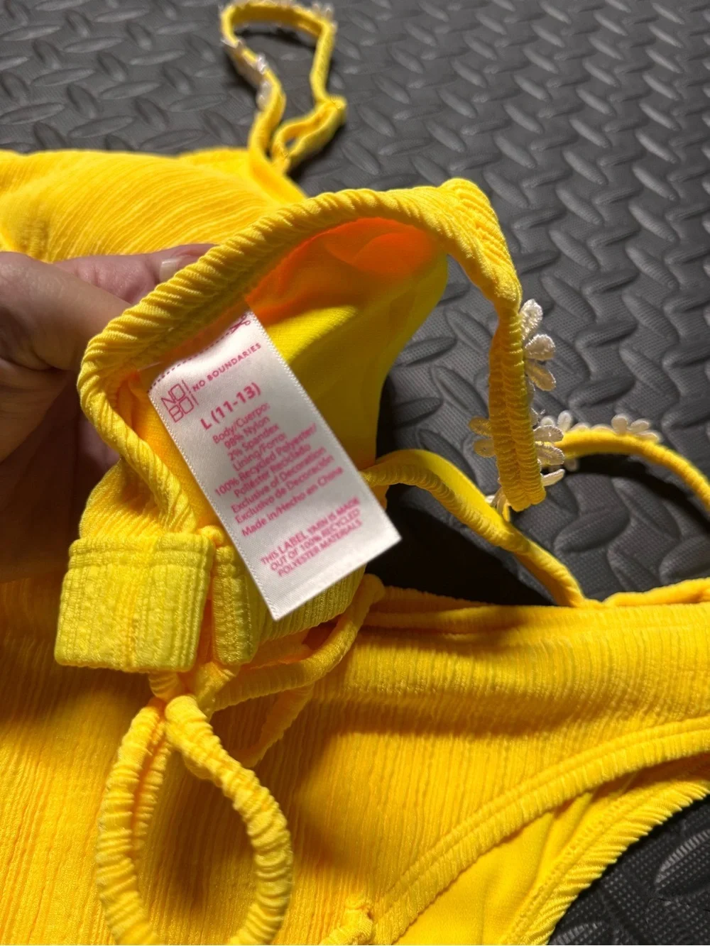 No Boundaries Yellow Textured Daisy Strap Bikini Set Girls Size L (11-13)